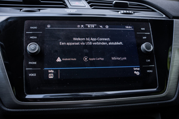 Volkswagen Touran 1.5 TSI Highline 7p | Autom. | PDC | Cruise | Trekhaak | LMV | Climate |