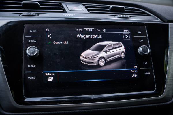 Volkswagen Touran 1.5 TSI Highline 7p | Autom. | PDC | Cruise | Trekhaak | LMV | Climate |