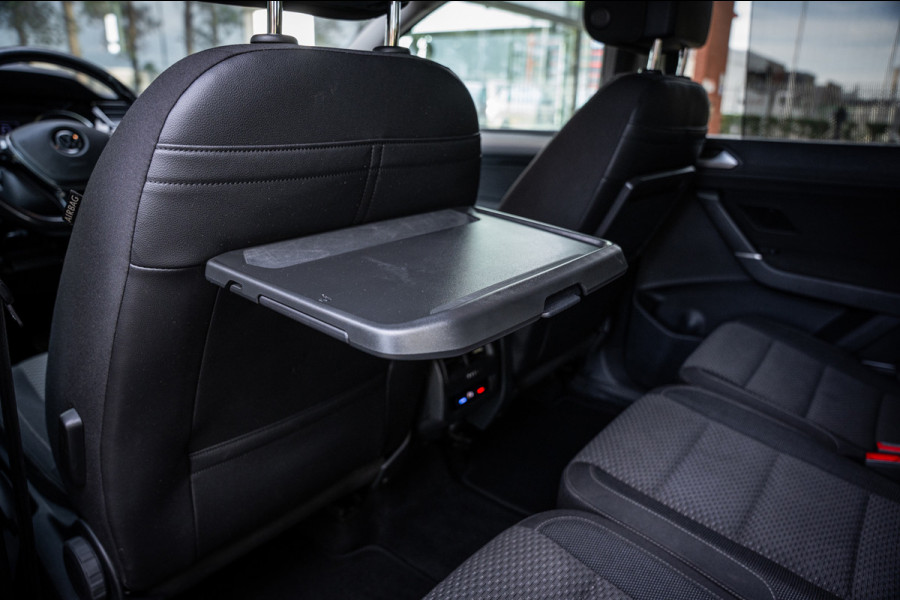 Volkswagen Touran 1.5 TSI Highline 7p | Autom. | PDC | Cruise | Trekhaak | LMV | Climate |