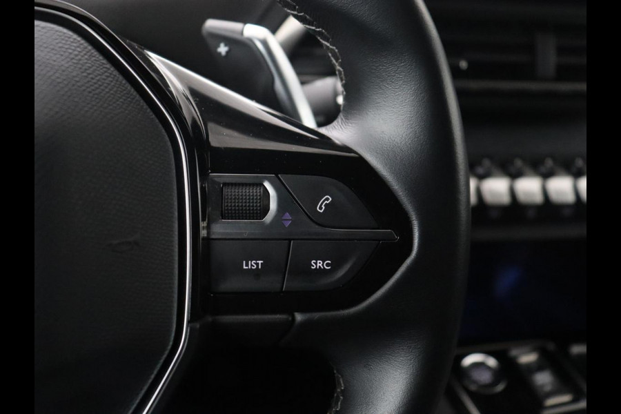 Peugeot 3008 1.6 HYbrid 225 Allure Pack Business | SOH 98.4% | Half Leder | Dodehoek detectie | Sfeerverlichting | Virtual Dashboard | Carplay | Climate control | Cruise control |