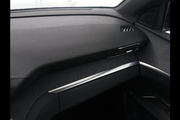 Peugeot 3008 1.6 HYbrid 225 Allure Pack Business | SOH 98.4% | Half Leder | Dodehoek detectie | Sfeerverlichting | Virtual Dashboard | Carplay | Climate control | Cruise control |