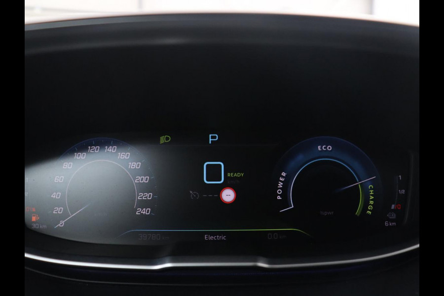 Peugeot 3008 1.6 HYbrid 225 Allure Pack Business | SOH 98.4% | Half Leder | Dodehoek detectie | Sfeerverlichting | Virtual Dashboard | Carplay | Climate control | Cruise control |