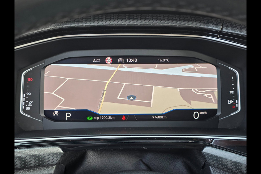 Volkswagen T-Cross 1.0 TSI R-Line | CAMERA | ADAPTIVE | CARPLAY | CLIMA | 18 INCH | KEYLESS