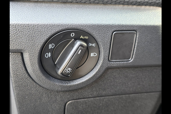 Volkswagen T-Cross 1.0 TSI R-Line | CAMERA | ADAPTIVE | CARPLAY | CLIMA | 18 INCH | KEYLESS