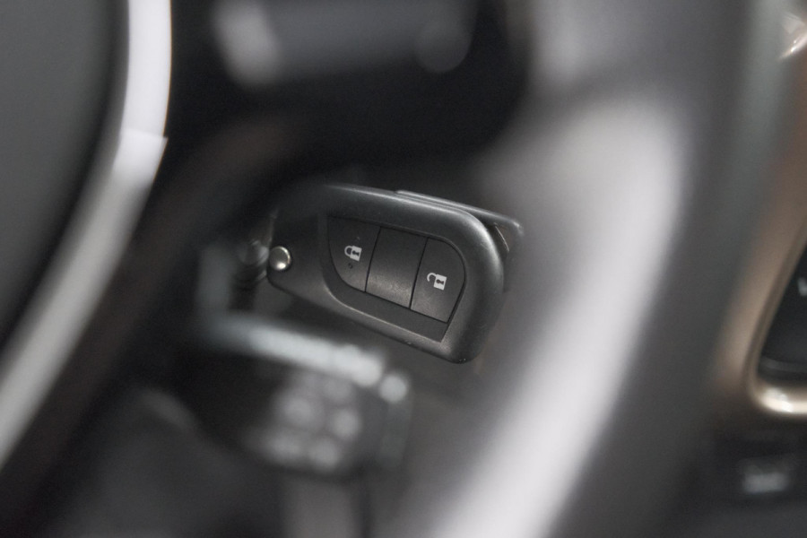 Citroën C1 1.0 VTi Origins | UNIEK! | Camera | Climate Control | 15 Inch Lichtmetalen Velgen