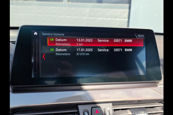 BMW X1 SDrive20i Business Edition Plus | PANO | LEDER | TREKHAAK | NAP | 1E EIGENAAR