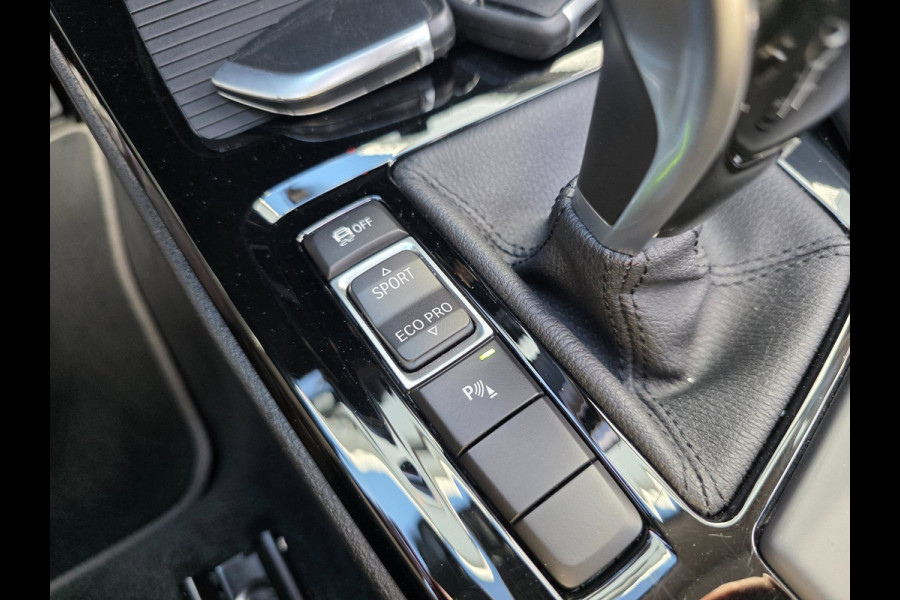 BMW X1 SDrive20i Business Edition Plus | PANO | LEDER | TREKHAAK | NAP | 1E EIGENAAR