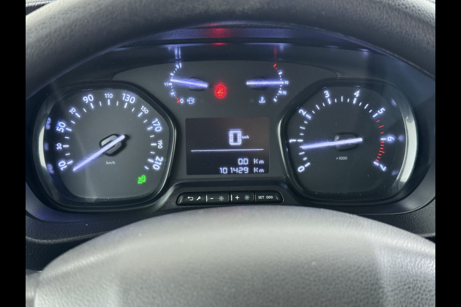 Peugeot Expert 2.0HDI 123PK Imperiaal 3-Persoons Trekhaak Airco Apple Carplay Android Auto Navi* Bluetooth Pdc Cruise Control Regen-Lichtsensor Schuifdeur Betonplex Vloer Wandbetimmering 2.500KG Trekgewicht 1e Eigenaar Originele Nederlandse Auto
