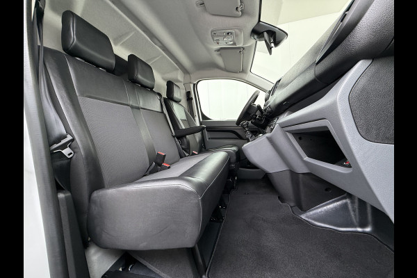 Peugeot Expert 2.0HDI 123PK Imperiaal 3-Persoons Trekhaak Airco Apple Carplay Android Auto Navi* Bluetooth Pdc Cruise Control Regen-Lichtsensor Schuifdeur Betonplex Vloer Wandbetimmering 2.500KG Trekgewicht 1e Eigenaar Originele Nederlandse Auto