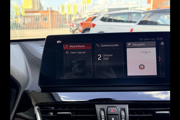 BMW X1 sDrive20i High Executive M-PAKKET | CARPLAY | CAMERA | LED