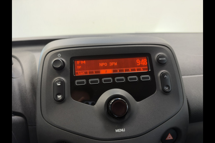 Toyota Aygo 1.0 VVT-i x-fun Airco Bluetooth NAP!