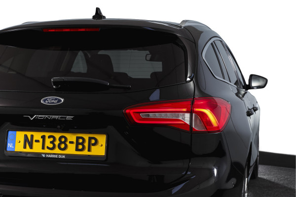 Ford FOCUS Wagon 1.5 EcoBoost 150 PK Vignale - Automaat | Adapt. Cruise | Winterpakket | PDC | Camera | NAV + App. Connect | ECC | DAB | Elk. Klep | LM 18" |