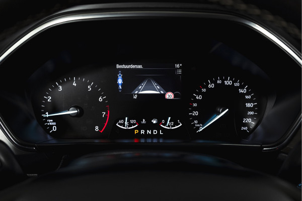 Ford FOCUS Wagon 1.5 EcoBoost 150 PK Vignale - Automaat | Adapt. Cruise | Winterpakket | PDC | Camera | NAV + App. Connect | ECC | DAB | Elk. Klep | LM 18" |