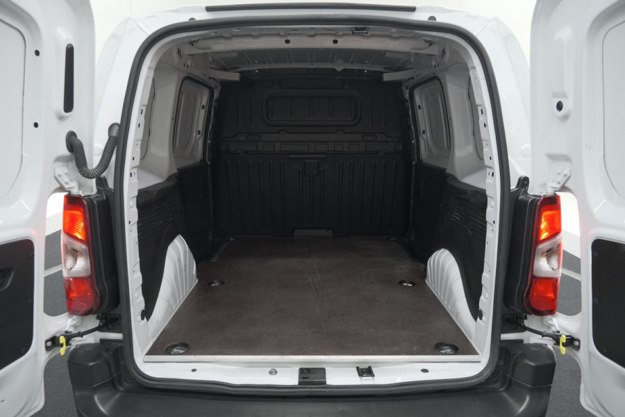 Citroën E-Berlingo 136 L1 50 kWh | SOH 99,0% | Camera | Vloerplaat Laadruimte | Apple Carplay | Parkeersensoren