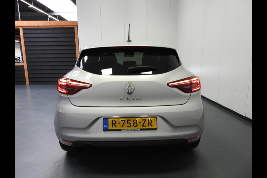 Renault Clio 1.0 TCe 90 Evolution NAVI/CLIMA/CRUISE/PDC/LED/16"LMV!