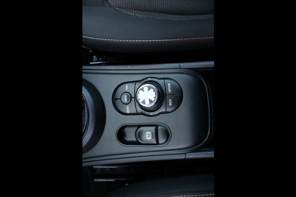 MINI Countryman 1.5 One Pepper