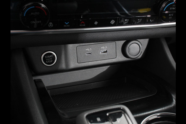 Nissan X-Trail 1.5 Automaat Acenta 7p. Climate Control Stoel verwarming Camera Keyless start Dab Adaptive Cruise Control