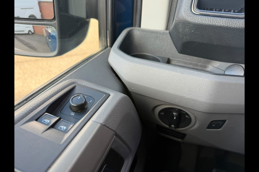 Volkswagen Crafter 35 2.0 TDI Pickup / DC / HIAB Kraan / Trekhaak 6 persoons