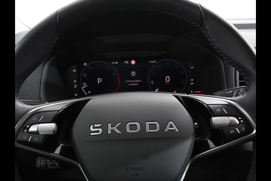Škoda Karoq 1.5 TSI 150pk DSG ACT Selection Navigatie Apple Carplay/Android Auto Camera Parkeer sensoren Adaptieve Cruise Control Lichtmetalen Velgen Digitale Cockpit