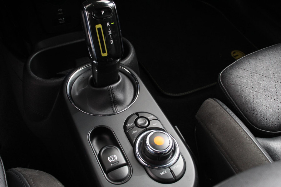 MINI Cooper Electric Charged 33 kWh Leder Climate Control Cruise Control Navigatie Camera Head up Harman Kardon
