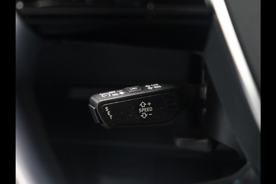 Audi e-tron Sportback 55 quattro edition 95 kWh [APPLE CARPLAY, ANDROID, CRUISE CONTROL, STOEL VERWARMING, DIGITAL DASH, MEMORY SEATS, CAMERA, PDC V+A, ELEKTRISCHE ACHTERKLEP, BLUETOOTH, CLIMATE CONTROL, NIEUWSTAAT]
