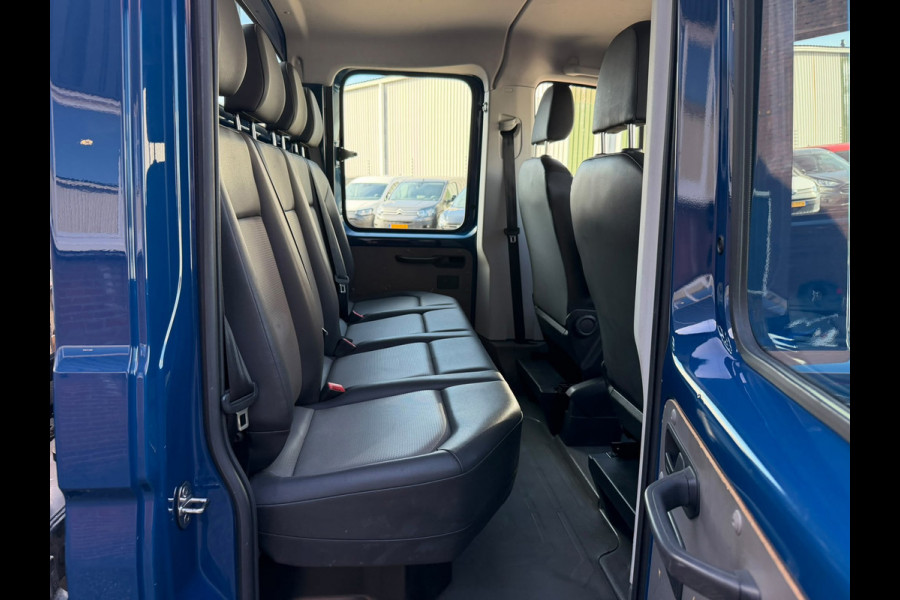 Volkswagen Crafter 35 2.0 TDI Pickup / DC / HIAB Kraan / Trekhaak / 6 persoons