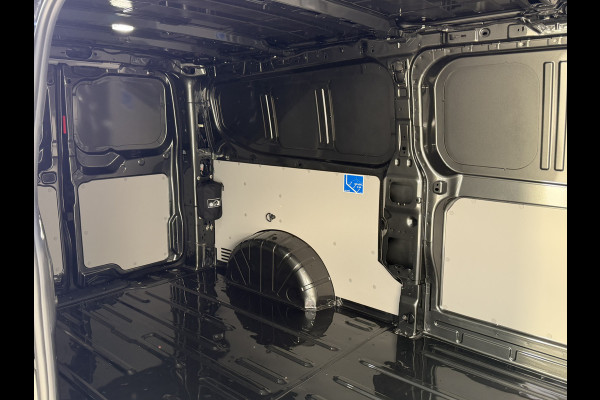 Ford E-Transit Cust. 340 L2H1 Limited 71 kWh 218 PK | 360 Camera | B&O Audio | Adaptieve Cruise | Direct Rijden!!