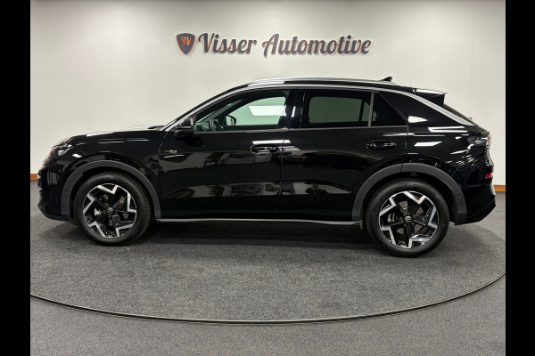 Volkswagen T-Roc 1.5 eTsi R-Line First Edition*Winterpakket*Camera*IQ-Light*
