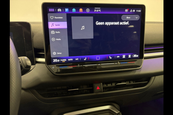 Volkswagen T-Roc 1.5 eTsi R-Line First Edition*Winterpakket*Camera*IQ-Light*