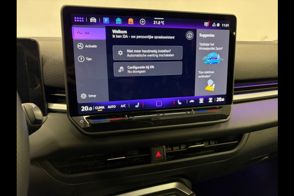 Volkswagen T-Roc 1.5 eTsi R-Line First Edition*Winterpakket*Camera*IQ-Light*
