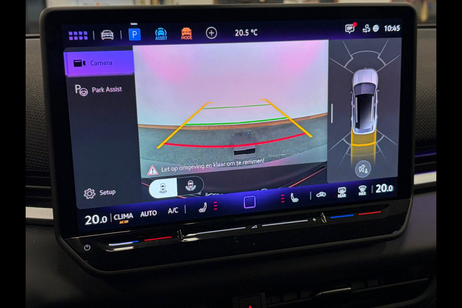 Volkswagen T-Roc 1.5 eTsi R-Line First Edition*Winterpakket*Camera*IQ-Light*
