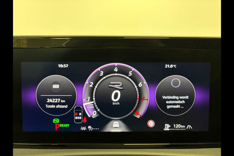 Volkswagen T-Roc 1.5 eTsi R-Line First Edition*Winterpakket*Camera*IQ-Light*
