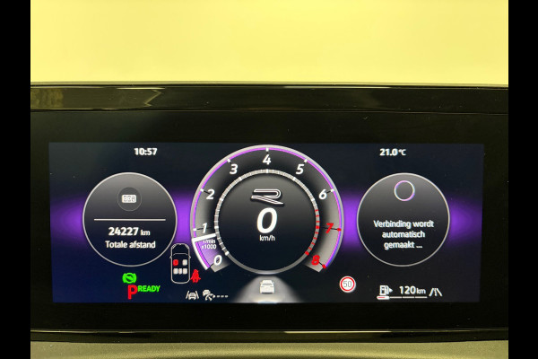 Volkswagen T-Roc 1.5 eTsi R-Line First Edition*Winterpakket*Camera*IQ-Light*