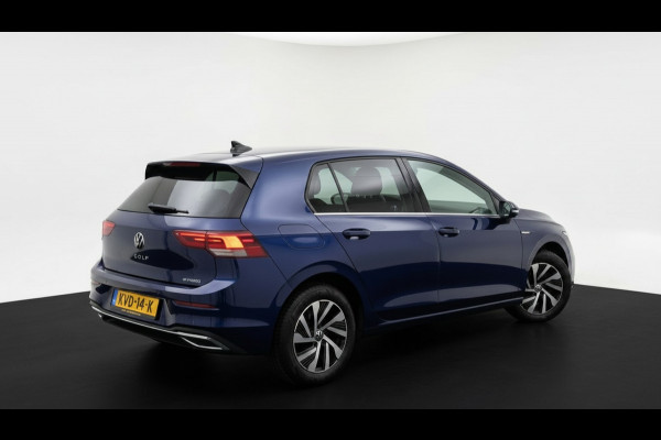 Volkswagen Golf 1.4 TSI eHybrid 204PK DSG STYLE ALCANTARA/NAVI/CARPLAY