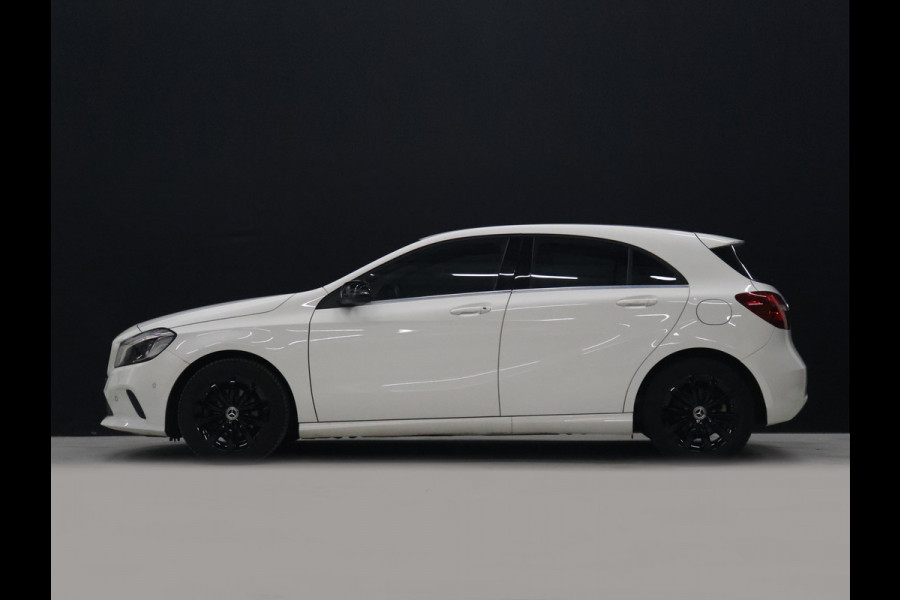 Mercedes-Benz A-Klasse 160 Ambition [CRUISE CONTROL, PDC V+A, STUURWIEL MULTIFUNCTIONEEL, CLIMATE CONTROL, LED, GARMIN MAP PILOT, SPORTSTOELEN, REGENSENSOR, NIEUWSTAAT]