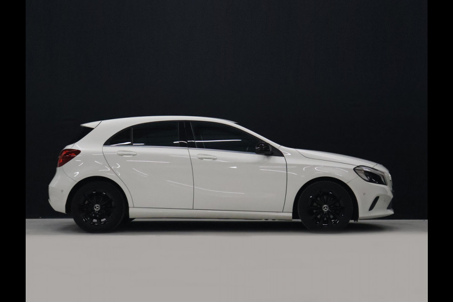 Mercedes-Benz A-Klasse 160 Ambition [CRUISE CONTROL, PDC V+A, STUURWIEL MULTIFUNCTIONEEL, CLIMATE CONTROL, LED, GARMIN MAP PILOT, SPORTSTOELEN, REGENSENSOR, NIEUWSTAAT]