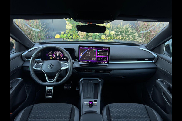 Volkswagen T-Roc 1.5 eTsi 3x R-Line M26 NAVI|LEDER|IQ LIGHT|LED|CAMERA