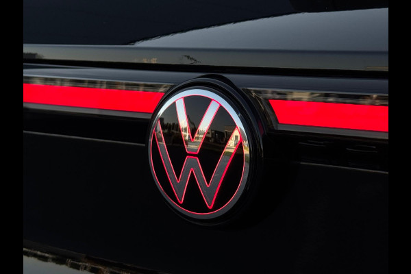 Volkswagen T-Roc 1.5 eTsi 3x R-Line M26 NAVI|LEDER|IQ LIGHT|LED|CAMERA