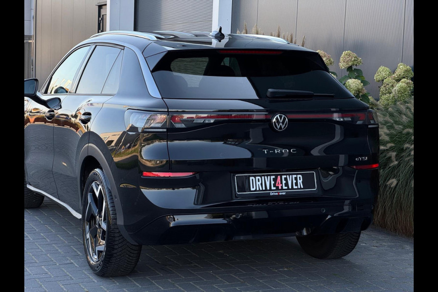 Volkswagen T-Roc 1.5 eTsi 3x R-Line M26 NAVI|LEDER|IQ LIGHT|LED|CAMERA