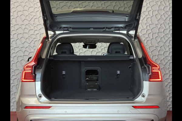Volvo XC60 2.0 T8 455PK AWD PLUS DARK NIEUWE AUTO HARMAN KARDON 360.CAM STOEL/STUUR VERW LEER