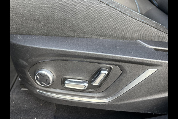 Lynk & Co 01 1.5 APPLE CARPLAY/ANDROID AUTO | PANORAMADAK | ELEKTRISCHE ACHTERKLEP | STOEL VERWARMING | MEMORY SEATS |