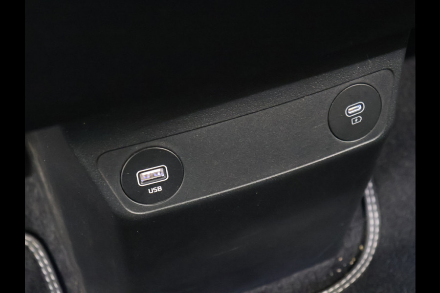 Kia Ev6 Plus 77.4 kWh [TREKHAAK, APPLE CARPLAY, ANDROID, STOELVERWARMING, MERIDIAN SURROUND SOUND, MEMORY SEATS, CAMERA, PDC V+A, NAVIGATIE, LED, LEDER, CLIMATE CONTROL, BLUETOOTH, NIEUWSTAAT}