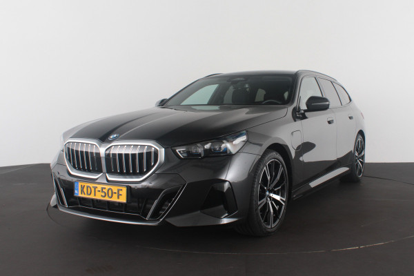 BMW 5 Serie Touring 530e xDrive M Sport > Trekhaak/20inch/Head-up/Shadow-Line/360 camera/H&K
