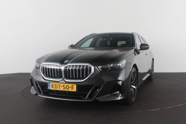 BMW 5 Serie Touring 530e xDrive M Sport > Trekhaak/20inch/Head-up/Shadow-Line/360 camera/H&K