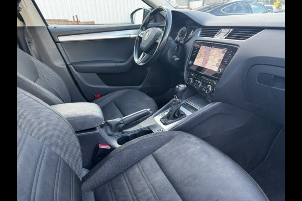 Škoda Octavia Combi 1.6 TDI Greentech Ambition Automaat Airco/ECC,Navigatie EXPORT PRIJS
