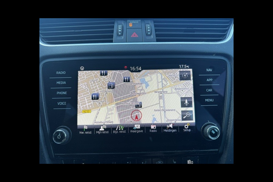 Škoda Octavia Combi 1.6 TDI Greentech Ambition Automaat Airco/ECC,Navigatie EXPORT PRIJS