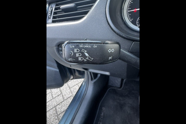 Škoda Octavia Combi 1.6 TDI Greentech Ambition Automaat Airco/ECC,Navigatie EXPORT PRIJS