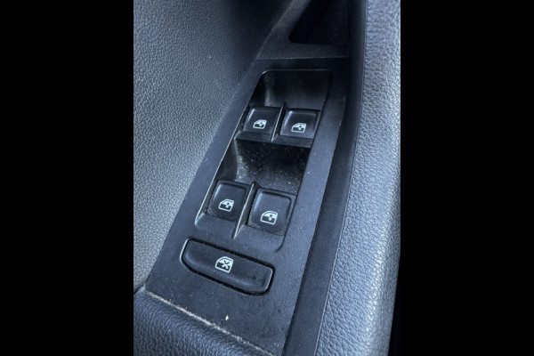 Škoda Octavia Combi 1.6 TDI Greentech Ambition Automaat Airco/ECC,Navigatie EXPORT PRIJS