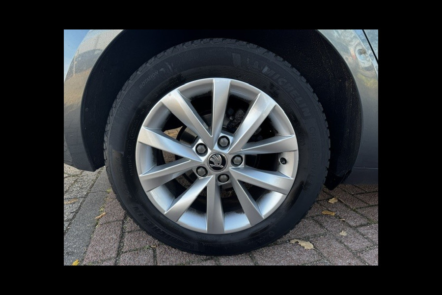 Škoda Octavia Combi 1.6 TDI Greentech Ambition Automaat Airco/ECC,Navigatie EXPORT PRIJS