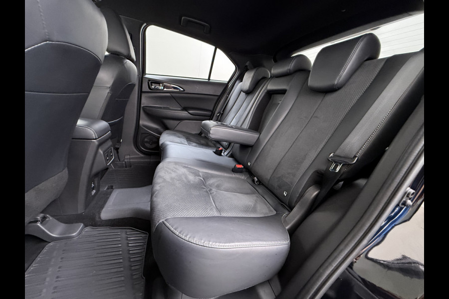 Mitsubishi Eclipse Cross 2.4I 188PK AUT. PHEV Hybride 360°Camera Adap.Cruise Stoel+Stuurverwarming Apple Carplay/Android Auto Navi Ecc Pdc Executive Lane Assist Privacy Glas Led Lmv Voicecontrol Regen-Lichtsensor Isofix Dodehoekdetectie 1.500KG Trekgewicht 1e Eigenaar Origineel Nederlandse Auto